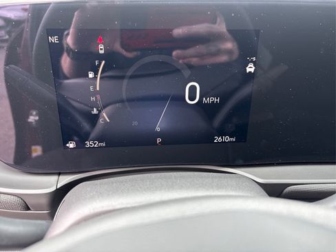 Used 2024 Buick Envista Preferred w/ Convenience I Package image 21