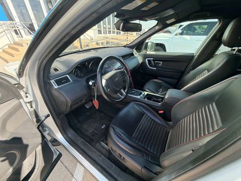 Used 2018 Land Rover Discovery Sport HSE AWD/4WD image 15