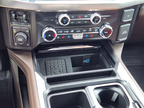 New 2026 Ford F250 King Ranch w/ FX4 Off-Road Package AWD/4WD image 19