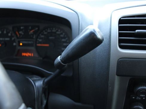 Used 2006 Chevrolet Colorado LT w/ LT Preferred Equipment Group image 8