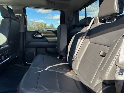 Used 2023 GMC Sierra 1500 SLT w/ SLT Premium Plus Package image 19