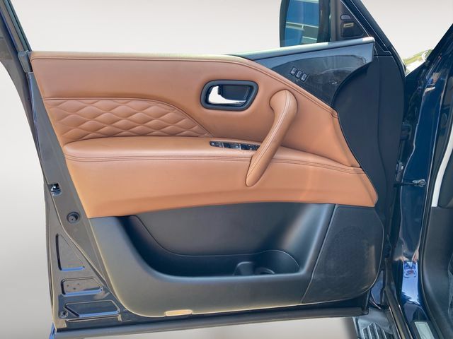 Used 2019 INFINITI QX80 Limited AWD/4WD image 17