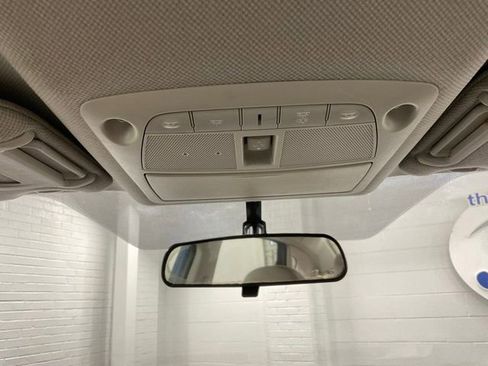 Used 2017 Nissan Sentra SV w/ Style Package image 28