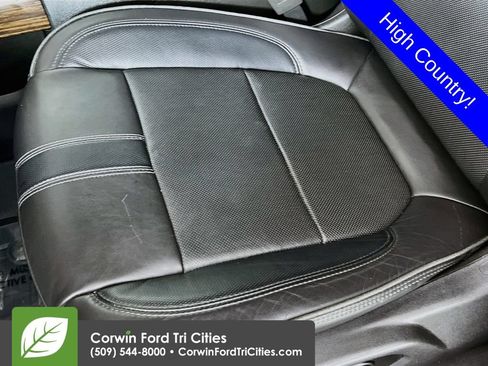 Used 2022 Chevrolet Silverado 1500 High Country w/ Safety Package II AWD/4WD image 24