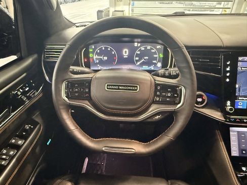 Used 2024 Jeep Grand Wagoneer Series III w/ Quick Order Packagew 28T image 37