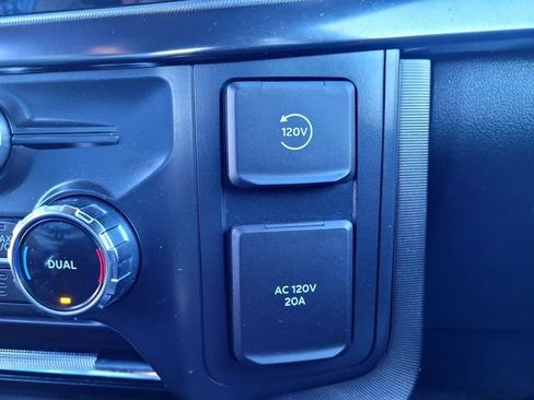 Certified 2022 Ford F150 Platinum w/ Max Trailer Tow Package image 18