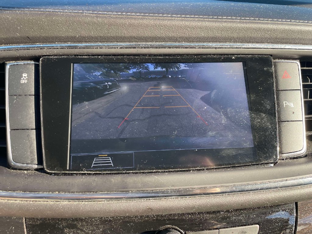 Used 2021 Buick Enclave Essence FWD image 26