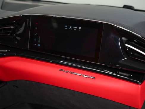 Used 2026 Ferrari Purosangue AWD/4WD image 35