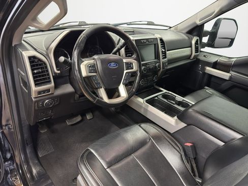 Used 2021 Ford F250 Lariat image 11