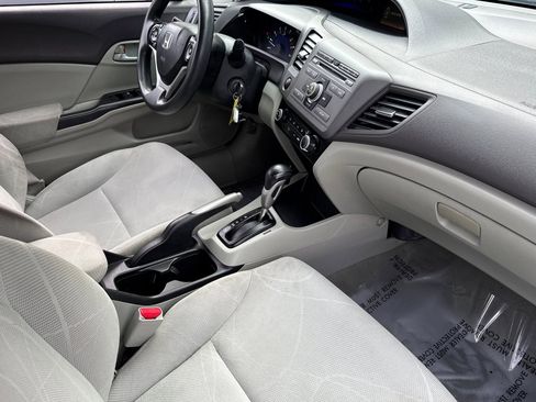 Used 2012 Honda Civic LX image 30