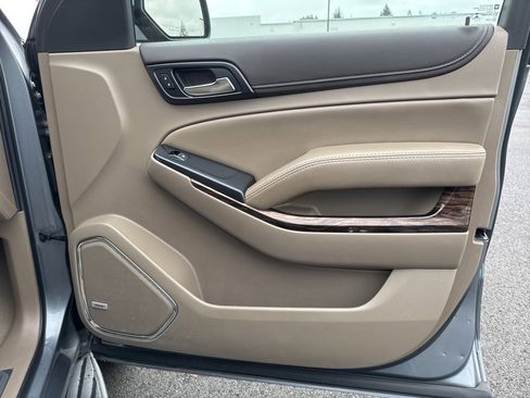 Used 2020 Chevrolet Traverse Premier w/ Redline Edition image 31