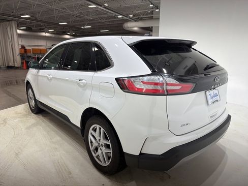 Used 2024 Ford Edge SEL image 6