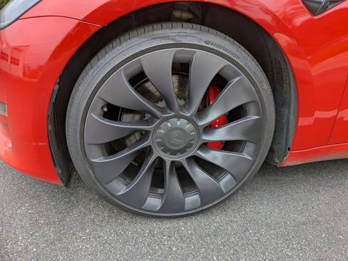Used 2021 Tesla Model 3 Performance AWD/4WD image 9