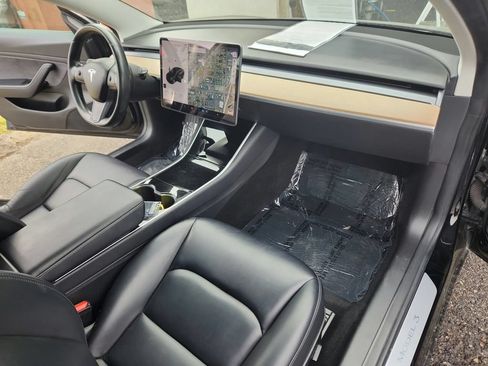 Used 2018 Tesla Model 3 Long Range AWD/4WD image 26
