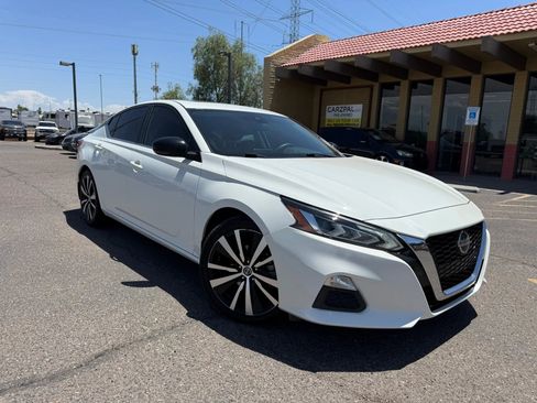 Used 2021 Nissan Altima 2.5 SR w/ SR Premium Package FWD image 1