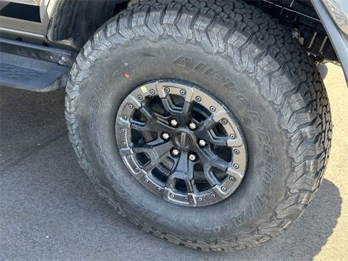 New 2025 Ford Bronco Raptor image 7