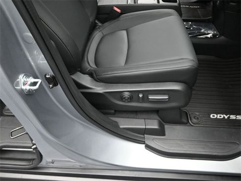 New 2026 Honda Odyssey EX-L image 35