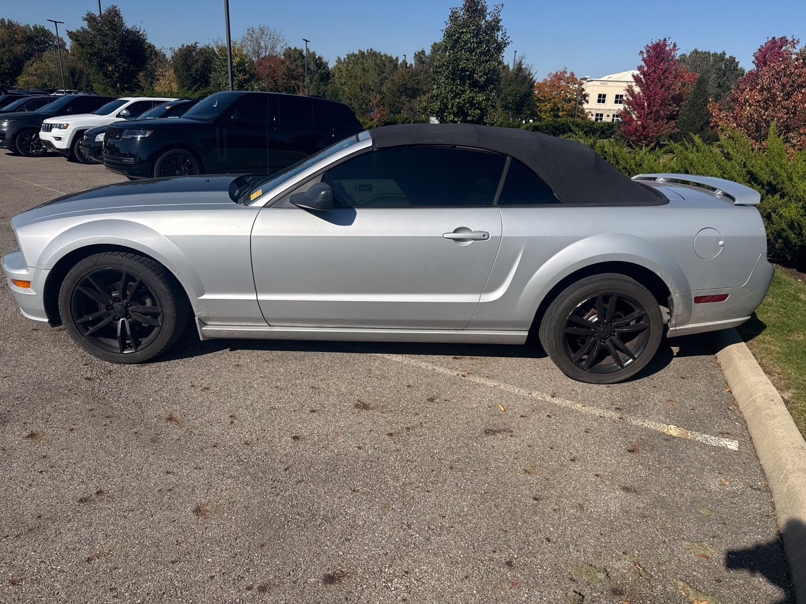 Used 2007 Ford Mustang Convertible RWD image 8