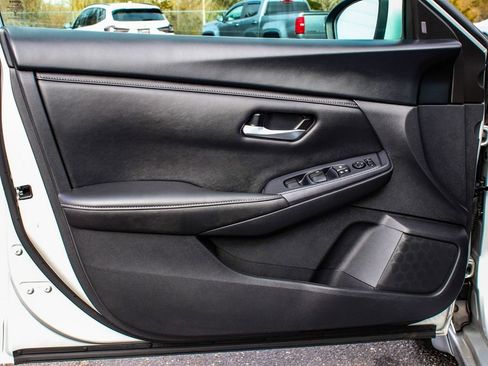 Used 2023 Nissan Sentra SV w/ All-Weather Package FWD image 8