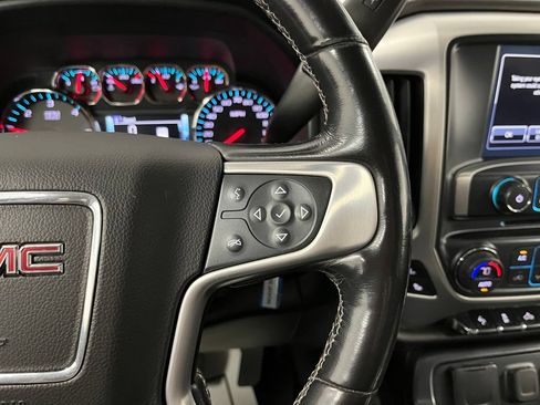 Used 2018 GMC Sierra 1500 SLT AWD/4WD image 30