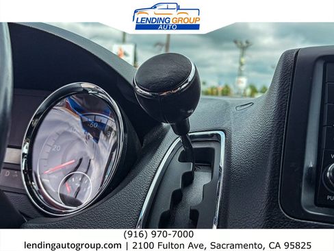Used 2019 Dodge Grand Caravan SXT FWD image 19