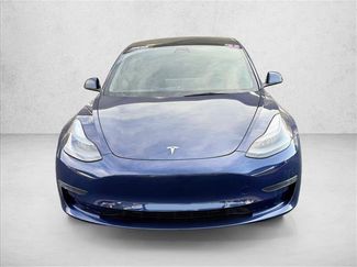 Used 2022 Tesla Model 3 Long Range video 2