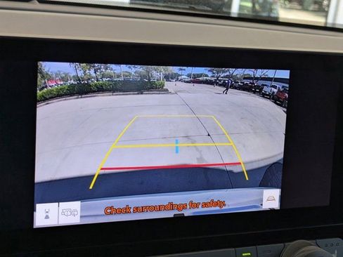 Used 2024 Toyota Grand Highlander Limited image 30