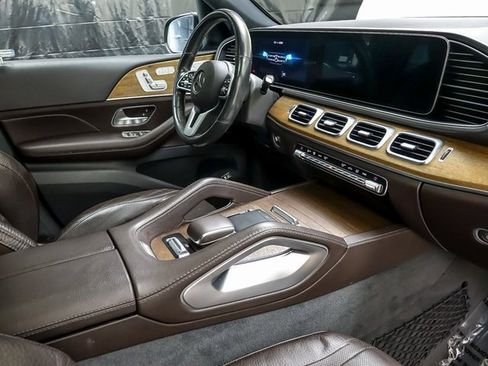 Used 2020 Mercedes-Benz GLS 450 4MATIC image 37