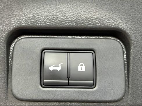 Used 2023 Nissan Rogue SL w/ SL Premium Package AWD/4WD image 10