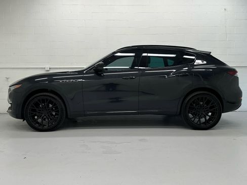 Used 2022 Maserati Levante GT AWD/4WD image 3