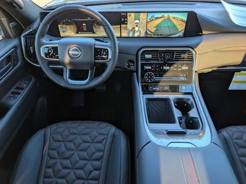 New 2026 Nissan Armada Platinum AWD/4WD image 9