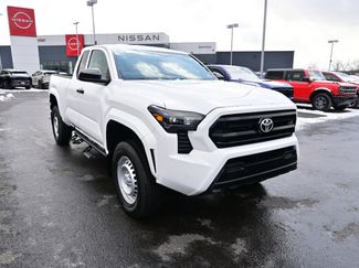 Used 2025 Toyota Tacoma SR w/ SR Upgrade Package video 2