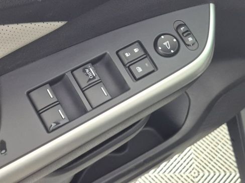 Used 2016 Honda CR-V EX-L image 11