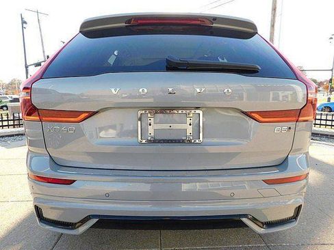 New 2026 Volvo XC60 B5 Ultra w/ Protection Package Premier AWD/4WD image 9