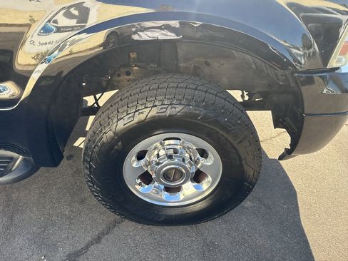 Used 2005 Ford Excursion Limited AWD/4WD image 36