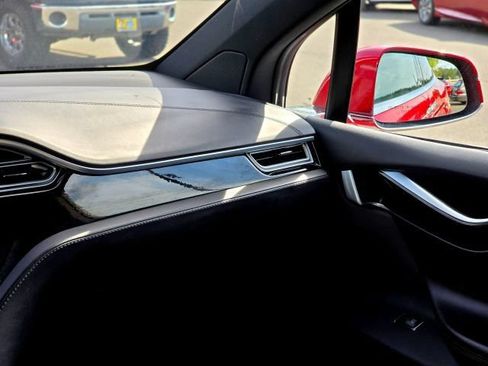 Used 2017 Tesla Model X 75D AWD/4WD image 24