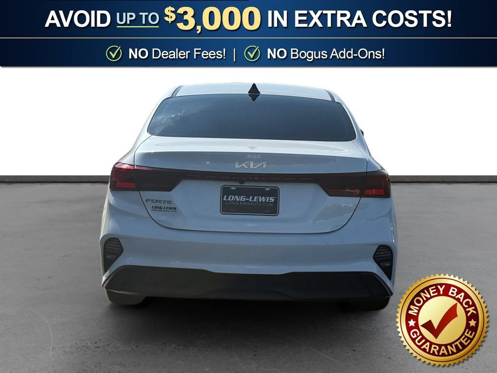 Used 2023 Kia Forte LXS w/ LXS Technology Package FWD image 5
