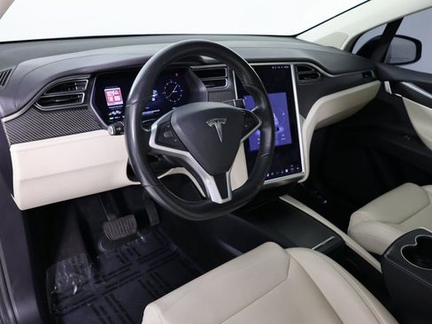 Used 2017 Tesla Model X 75D image 13