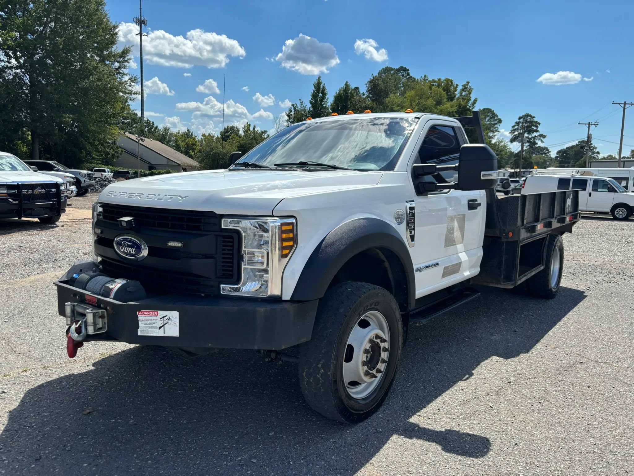Used 2019 Ford F550 4x4 Regular Cab Super Duty image 9
