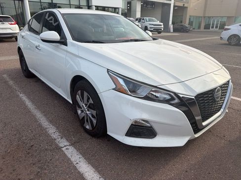 Used 2019 Nissan Altima 2.5 S image 10
