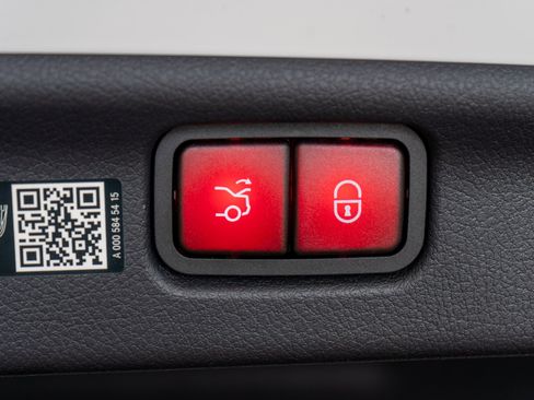 Certified 2024 Mercedes-Benz C 300 Sedan image 34