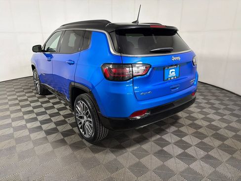 Used 2023 Jeep Compass Limited w/ Elite Group AWD/4WD image 5