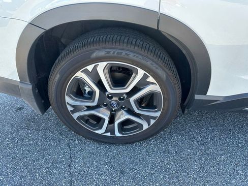 Used 2024 Subaru Ascent Limited w/ Technology Package image 5