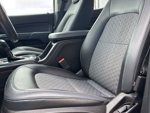 Used 2015 Chevrolet Colorado Z71 image 17