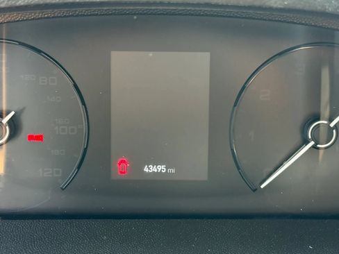 Used 2023 RAM ProMaster 2500 FWD image 11