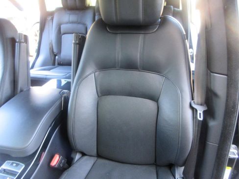 Used 2021 Land Rover Range Rover P525 Westminster Edition LWB AWD/4WD image 14