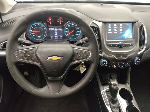 Used 2018 Chevrolet Cruze LT w/ LT Fleet Convenience Package FWD image 22