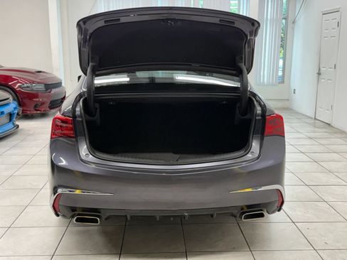 Used 2018 Acura TLX w/ Technology Package FWD image 19