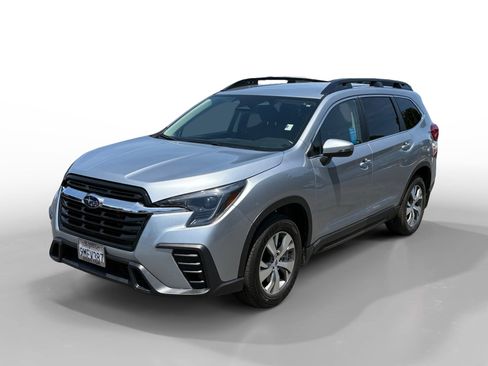 Used 2023 Subaru Ascent Premium w/ Convenience Package AWD/4WD image 1