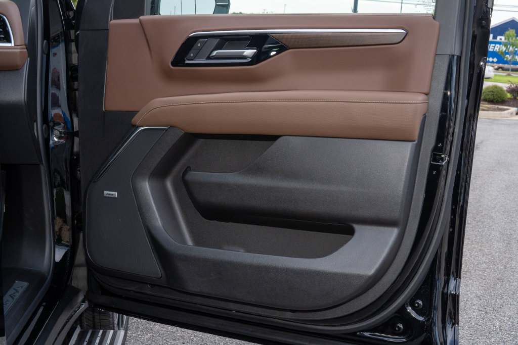 New 2026 Chevrolet Tahoe High Country AWD/4WD image 11